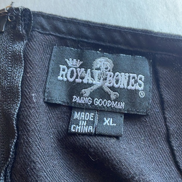 Royal Bones Skirt XL Black Pleated Chain Emo MallGoth Y2K Daang Goodman Y3K - Picture 11 of 12